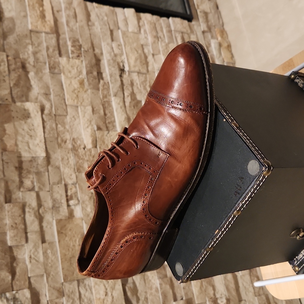 Foster Rainey Men's leather Oxford in a Cognac brown size 10